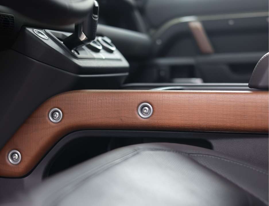 Land Rover Defender - Imagem 5