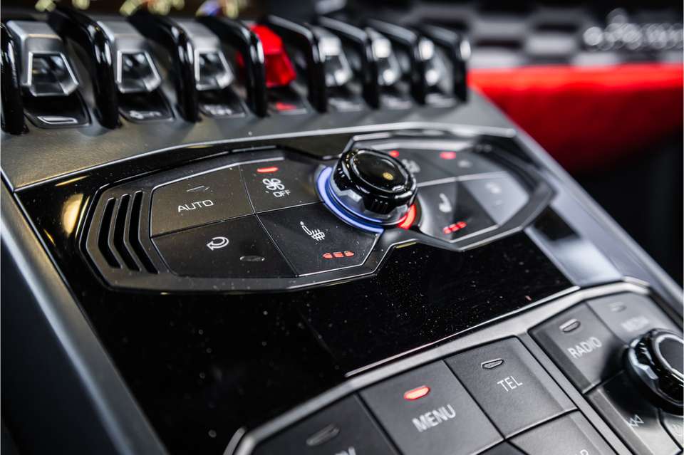 Lamborghini Huracán - Imagem 15