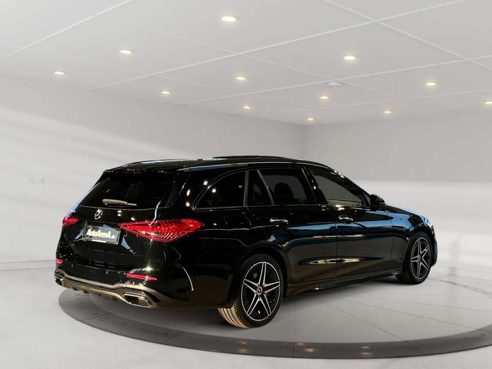 Mercedes-Benz C 300 - Imagem 4