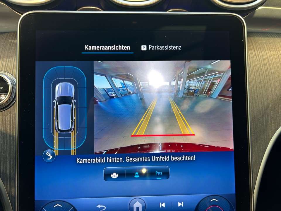 Mercedes-Benz C 300 - Imagem 8