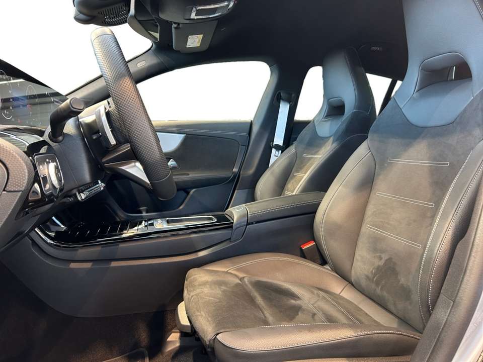 Mercedes-Benz CLA 200 - Imagem 6