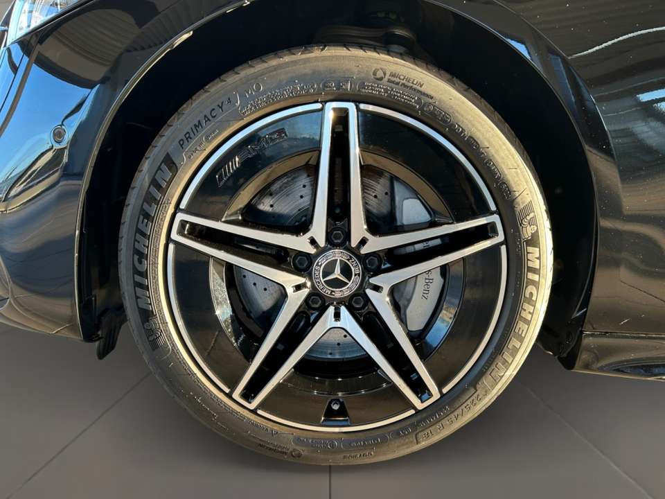 Mercedes-Benz C 300 - Imagem 10