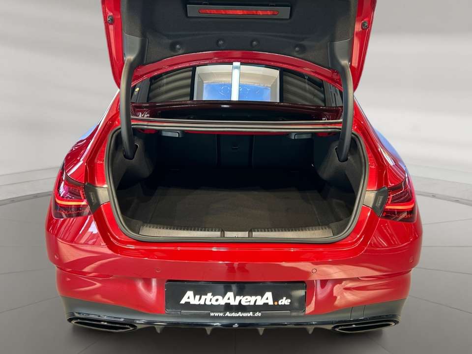 Mercedes-Benz CLA 200 - Imagem 13