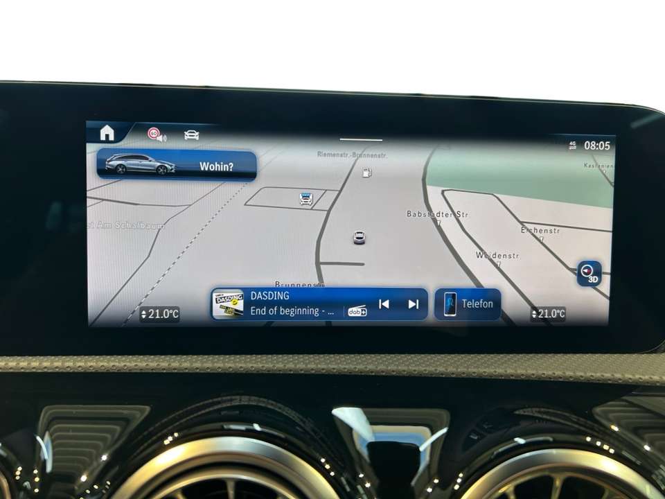 Mercedes-Benz CLA 200 - Imagem 12