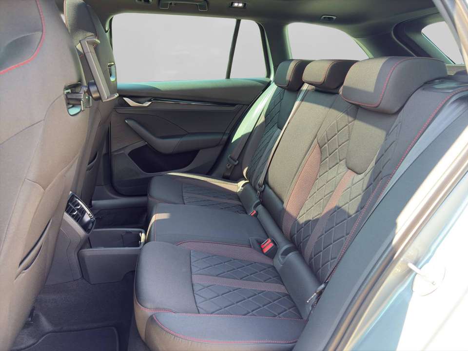 Skoda Octavia - Imagem 12