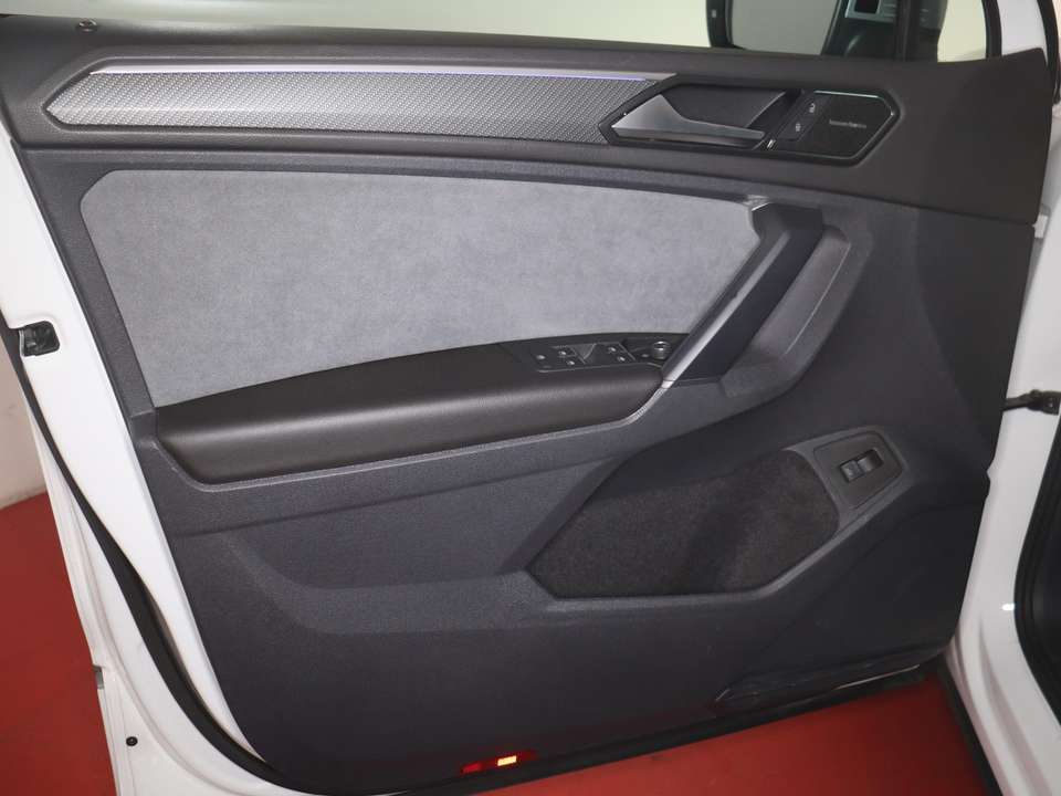 Volkswagen Tiguan - Imagem 13