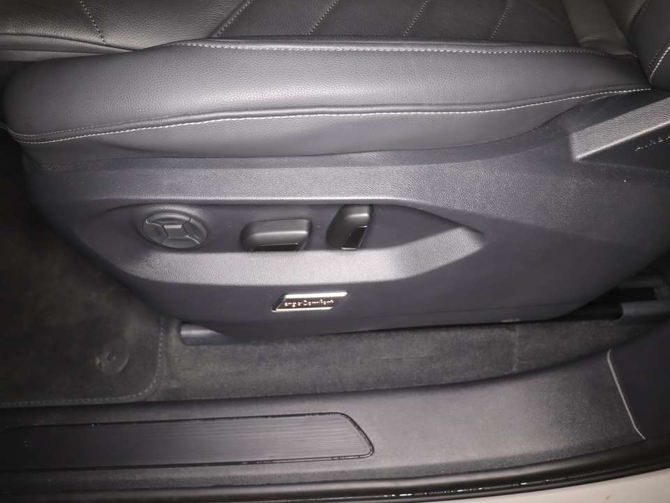 Volkswagen Touareg - Imagem 11