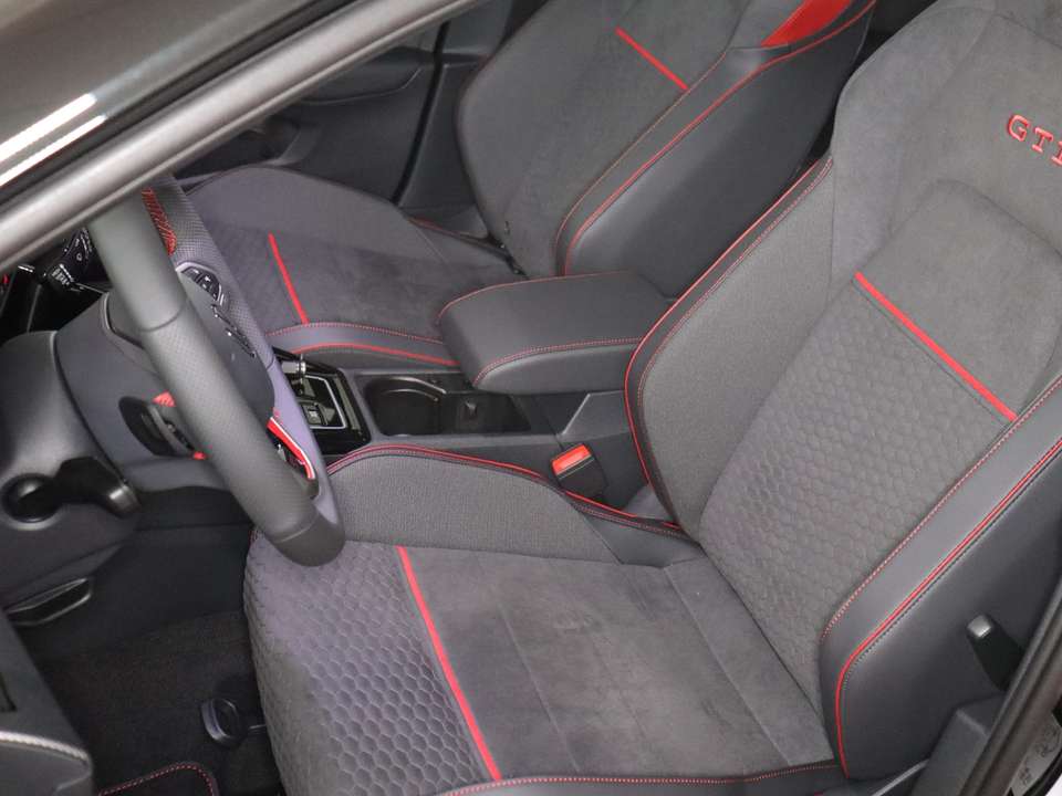 Volkswagen Golf - Imagem 10