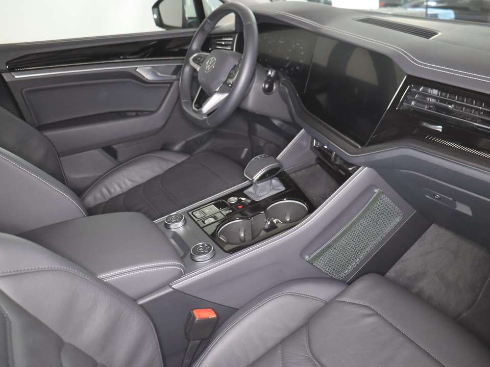 Volkswagen Touareg - Imagem 12