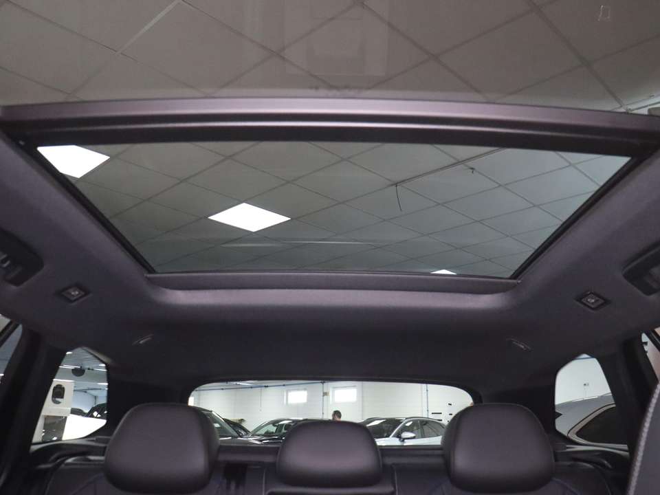 Volkswagen Passat Variant - Imagem 11