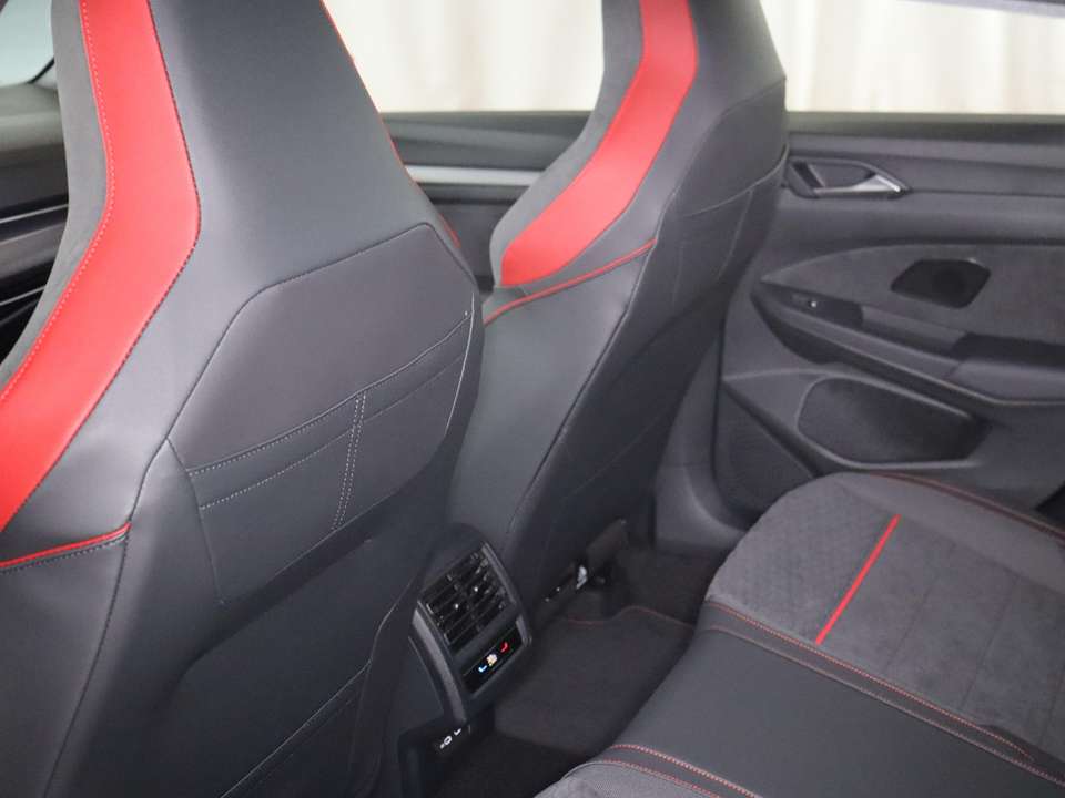 Volkswagen Golf - Imagem 11