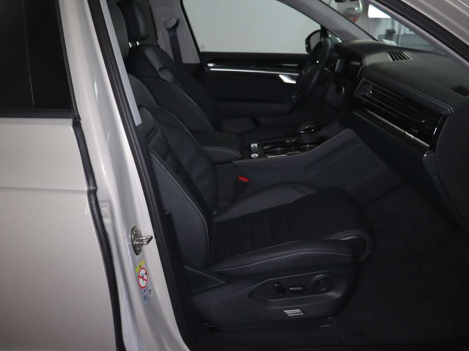 Volkswagen Touareg - Imagem 13