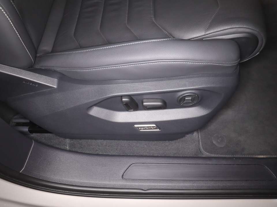 Volkswagen Touareg - Imagem 14