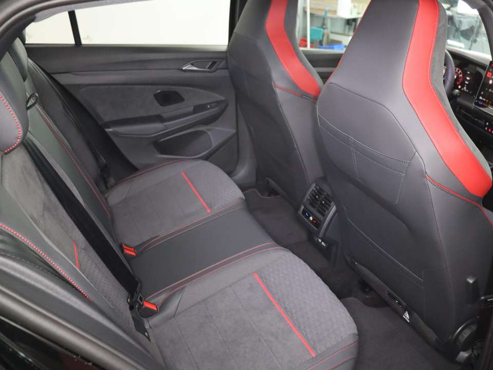 Volkswagen Golf - Imagem 13