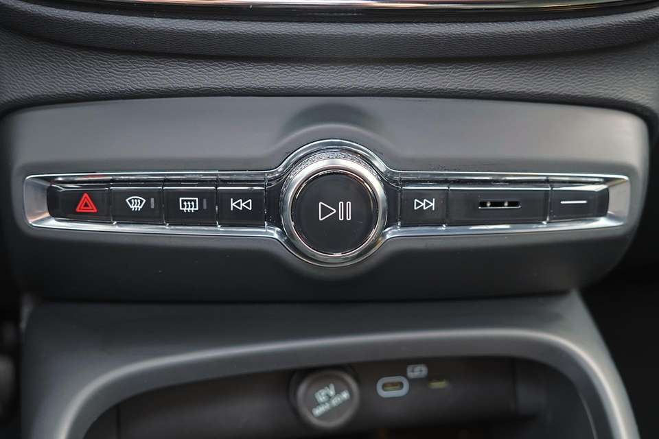 Volvo XC40 - Imagem 9