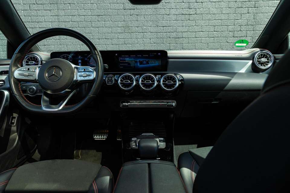 Mercedes-Benz CLA 200 - Imagem 5