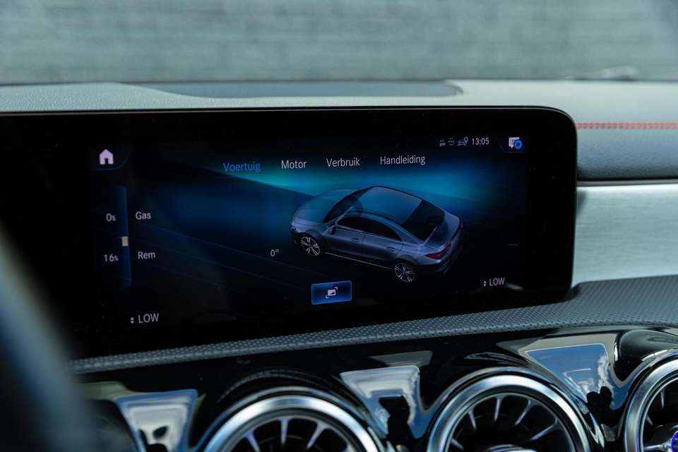 Mercedes-Benz CLA 200 - Imagem 19