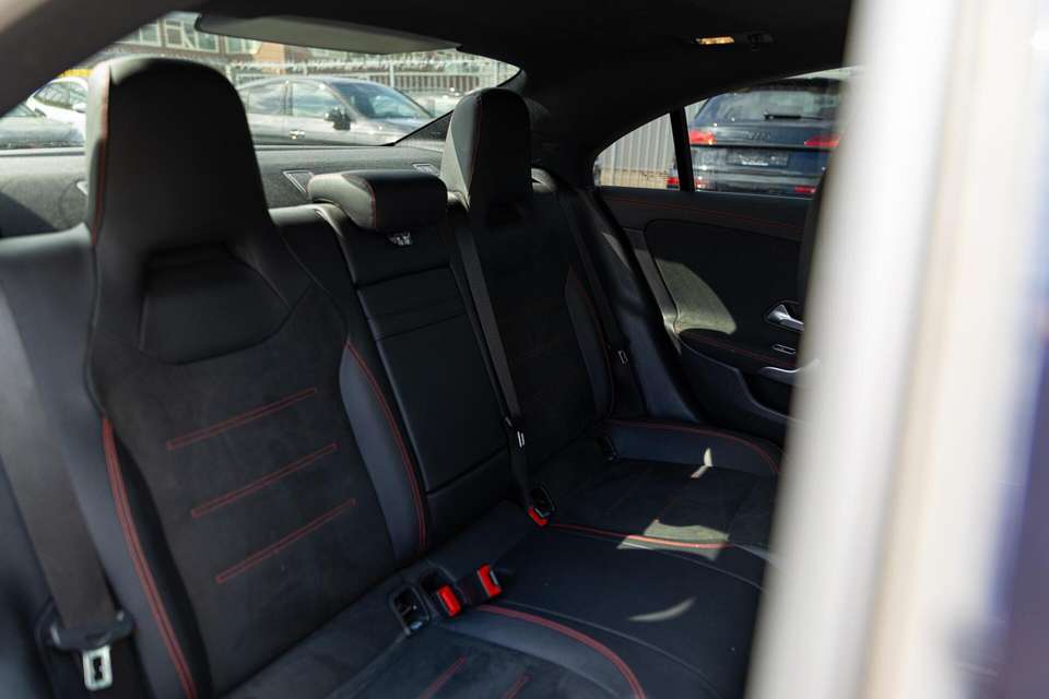 Mercedes-Benz CLA 200 - Imagem 20