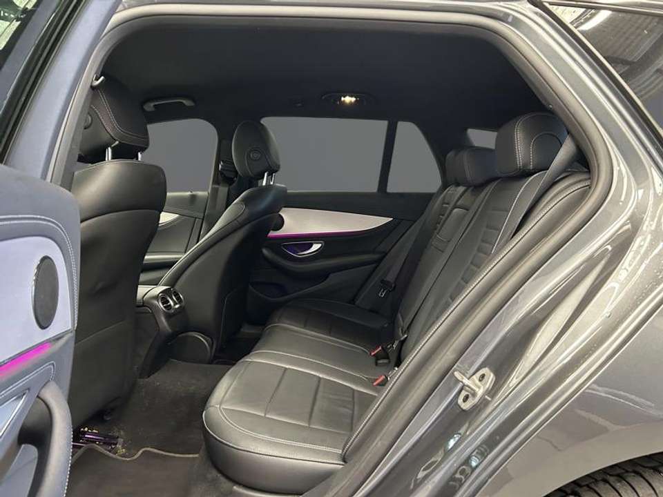 Mercedes-Benz E 300 - Imagem 11