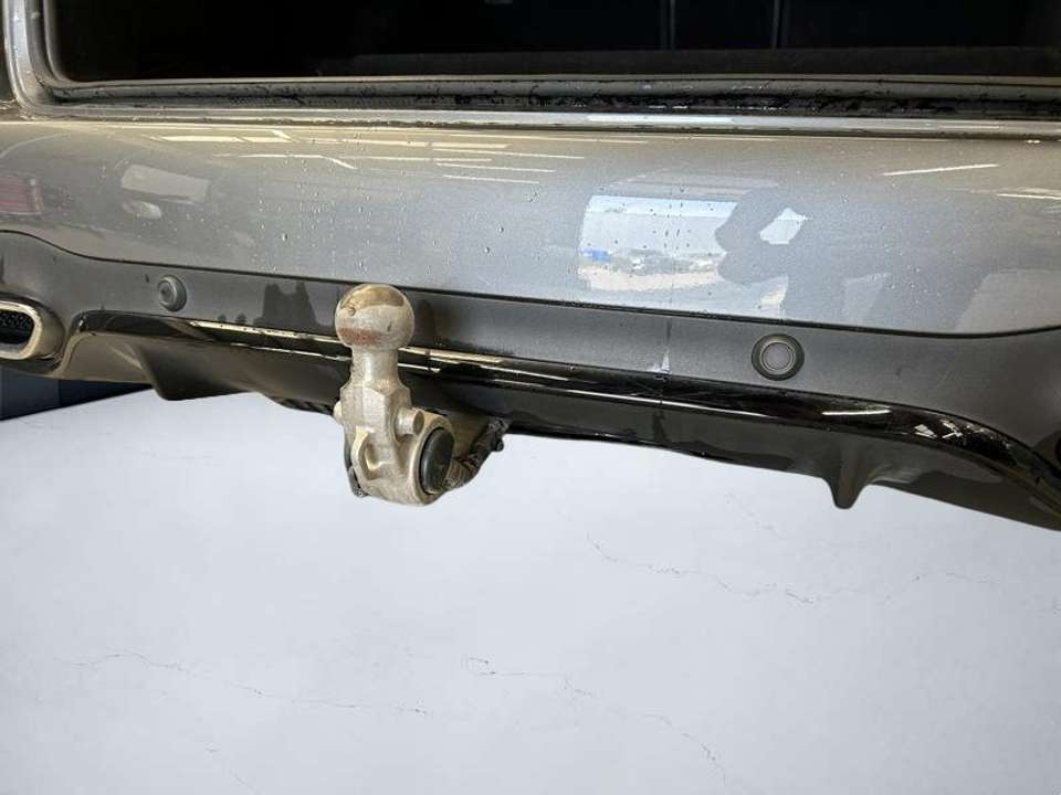 Mercedes-Benz E 300 - Imagem 13