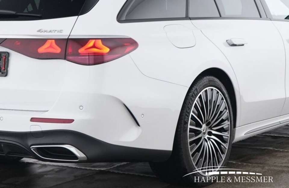 Mercedes-Benz E 300 - Imagem 8