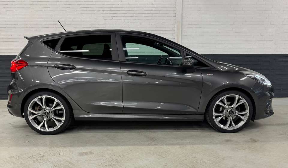 Ford Fiesta - Imagem 6