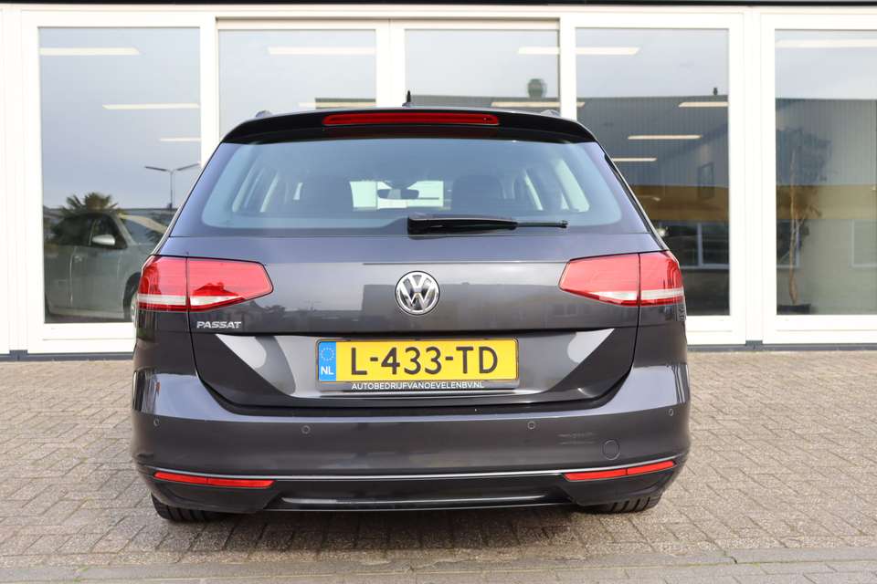 Volkswagen Passat Variant - Imagem 6