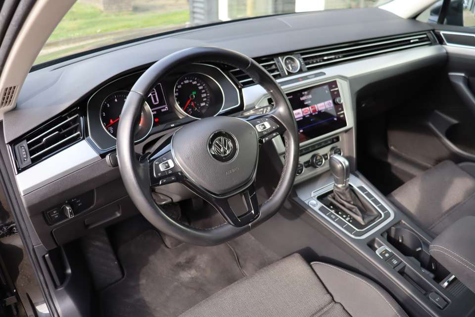 Volkswagen Passat Variant - Imagem 10