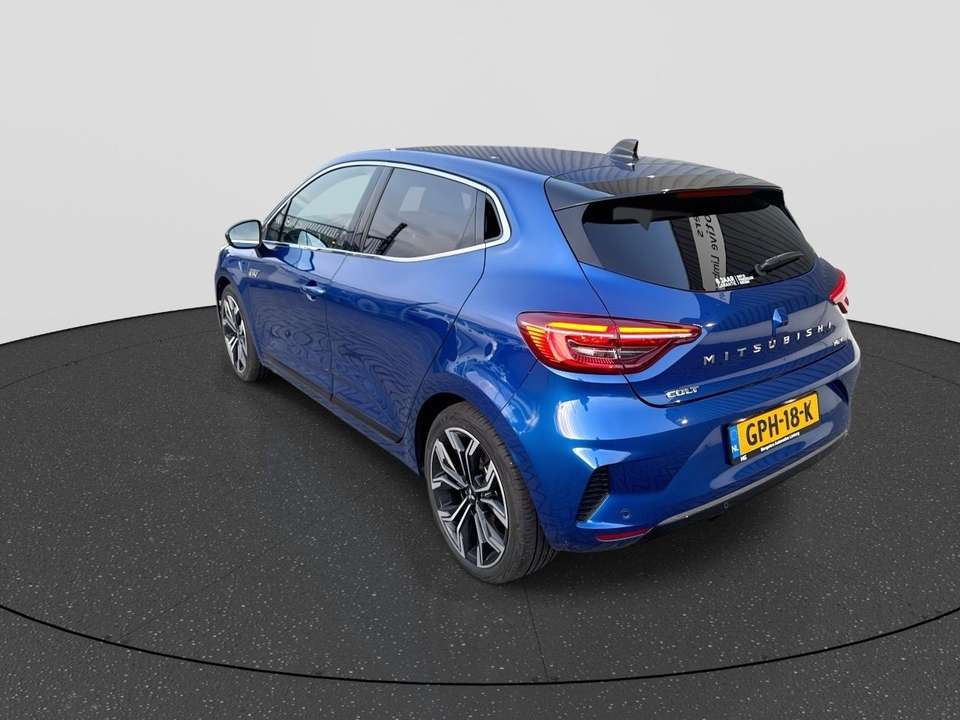 Mitsubishi Colt - Imagem 5