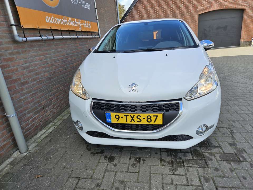 Peugeot 208 - Imagem 2