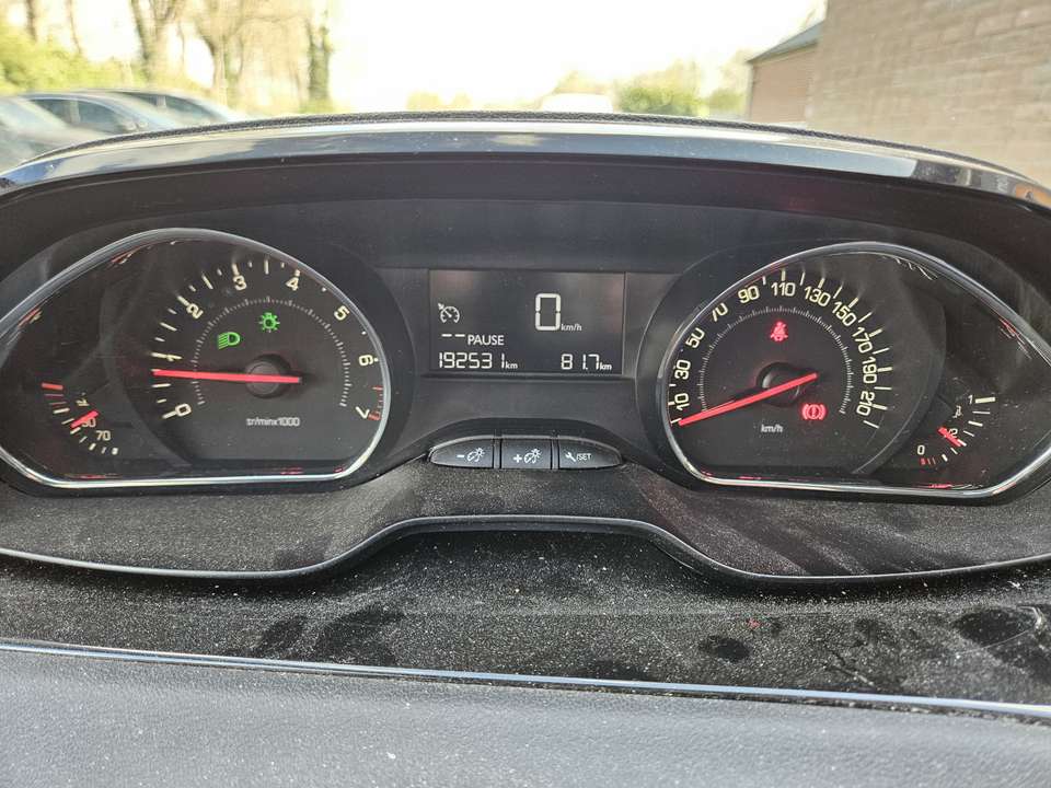 Peugeot 208 - Imagem 7