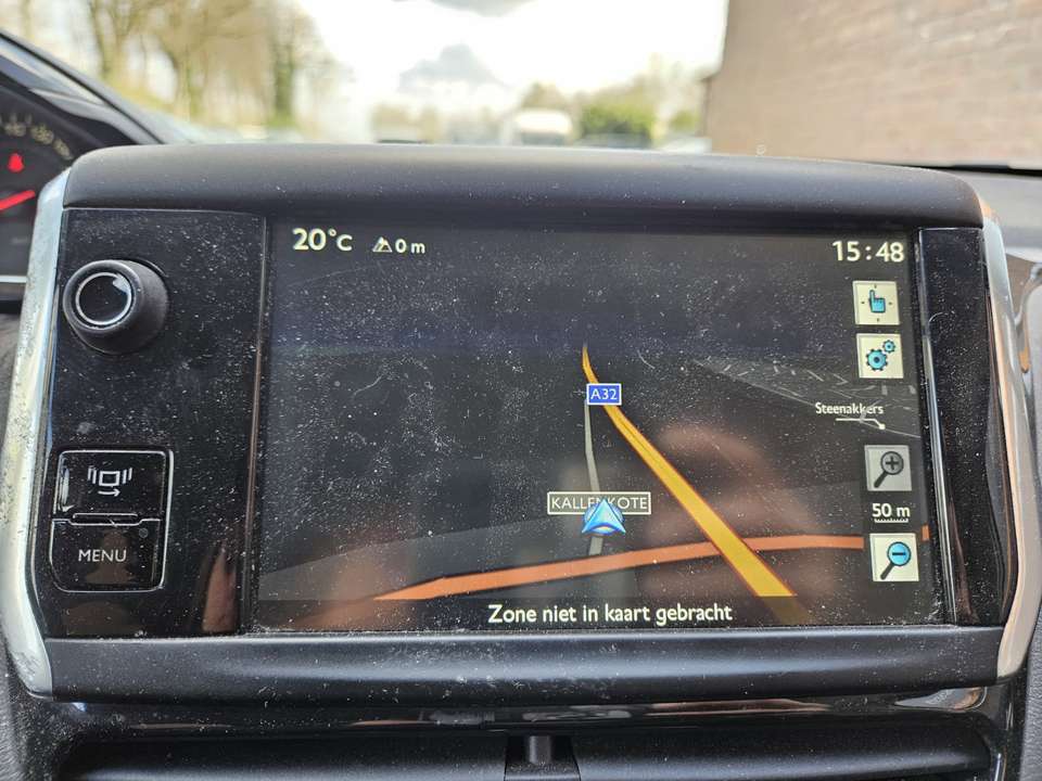 Peugeot 208 - Imagem 8