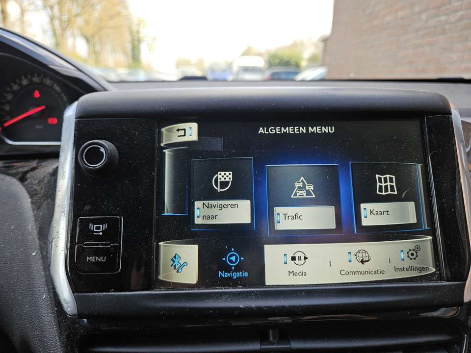 Peugeot 208 - Imagem 9