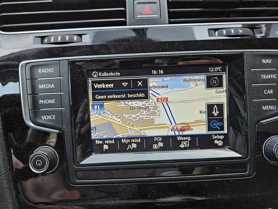 Volkswagen Golf - Imagem 10