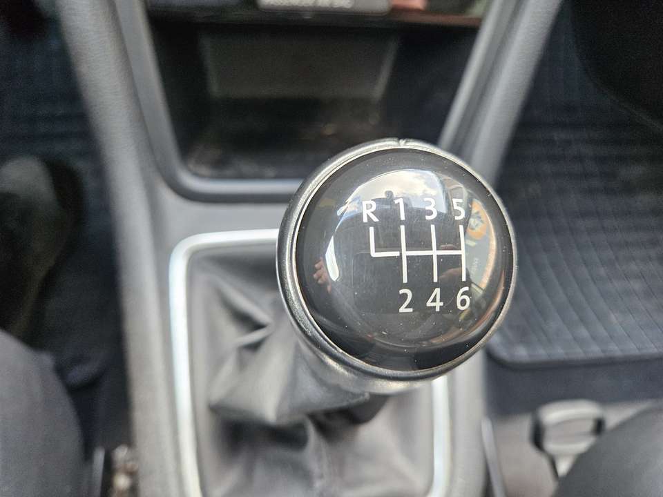 Volkswagen Sharan - Imagem 13