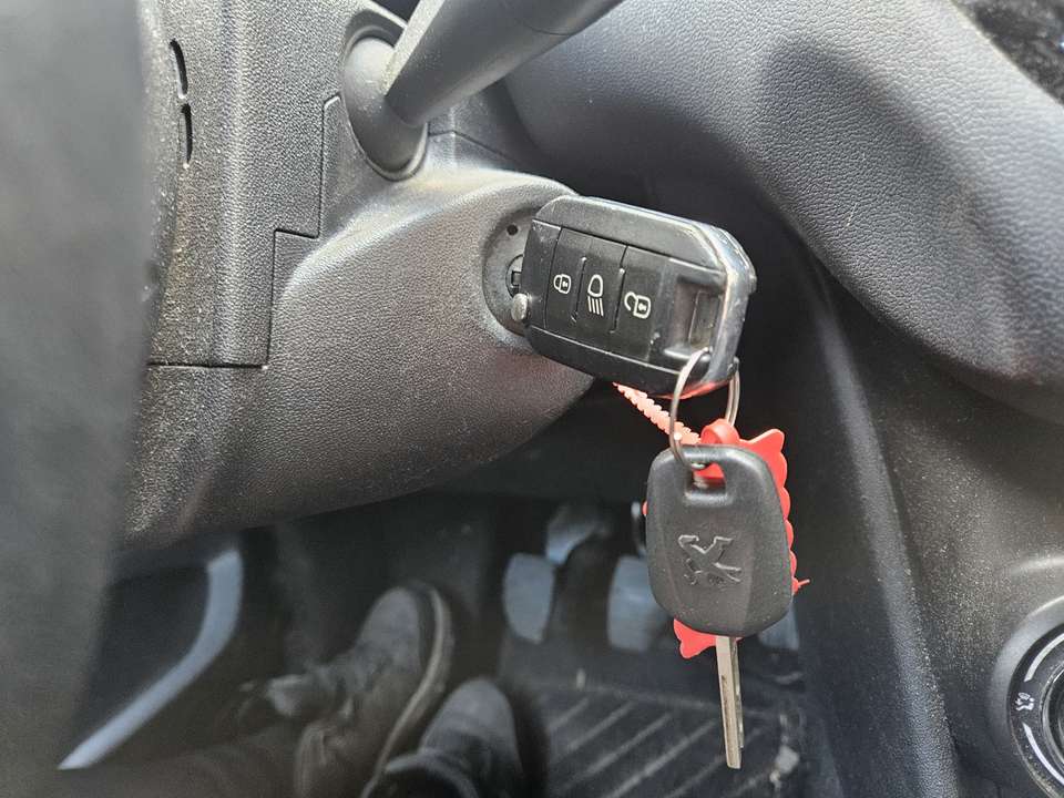 Peugeot 208 - Imagem 13