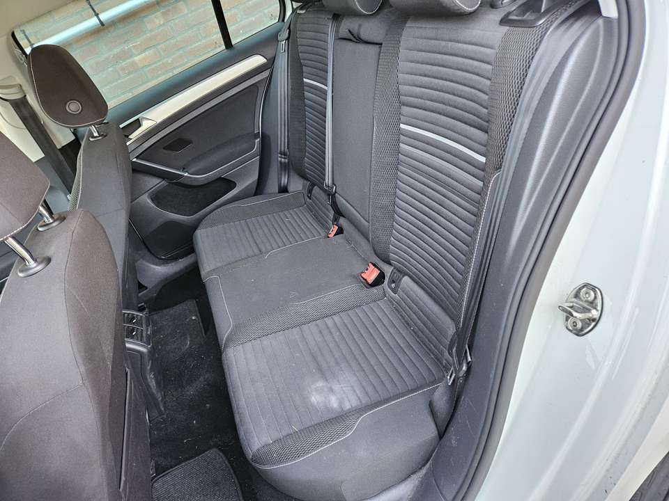 Volkswagen Golf - Imagem 20