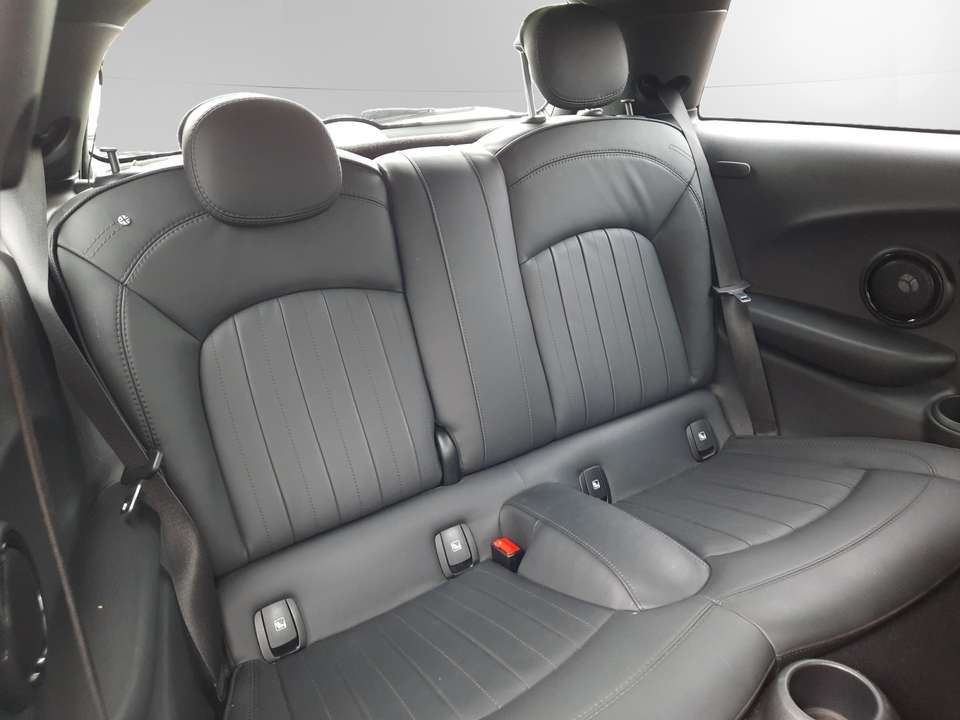 MINI Cooper SE - Imagem 13