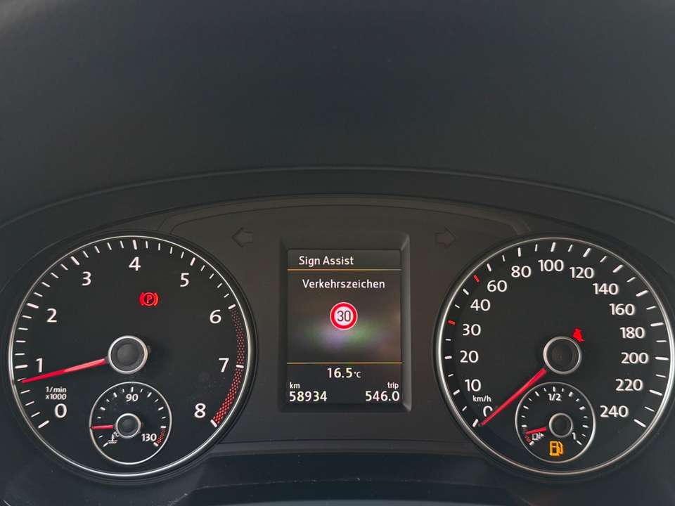 SEAT Alhambra - Imagem 11