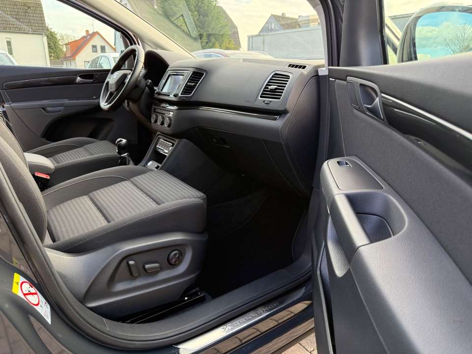 SEAT Alhambra - Imagem 17