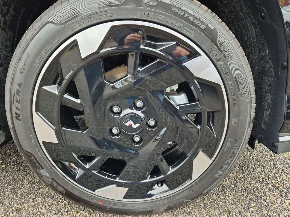 Hyundai KONA - Imagem 8