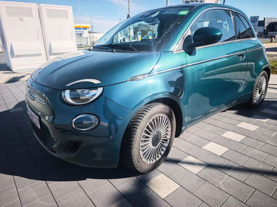 Fiat 500e - Imagem 1