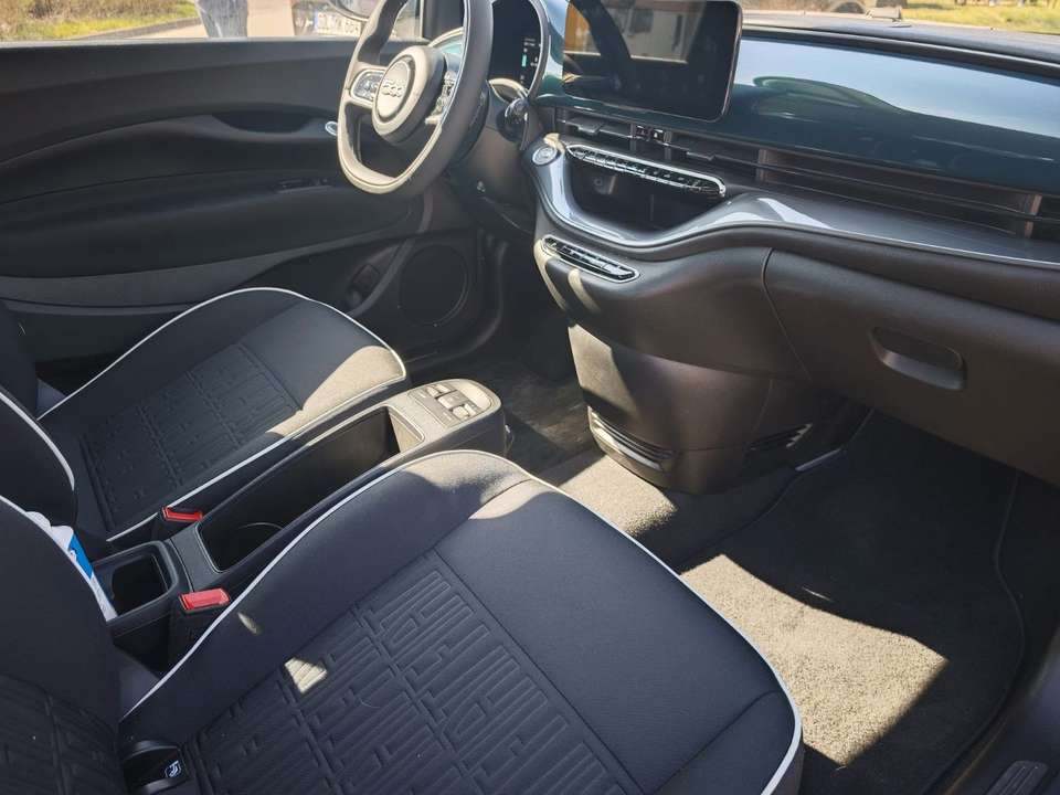 Fiat 500e - Imagem 6