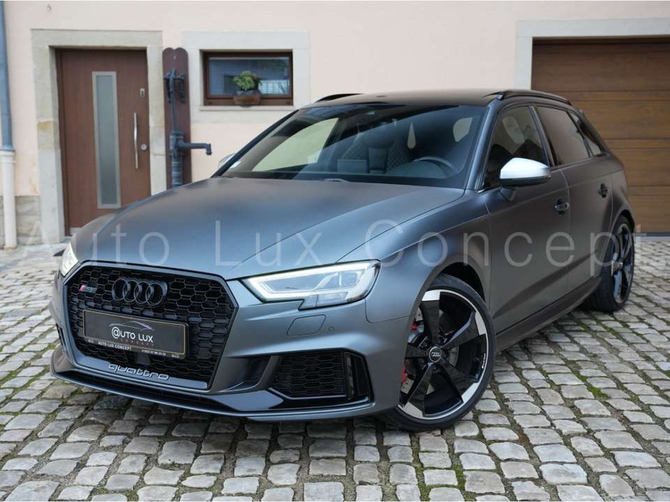 Audi RS3 - Imagem 1