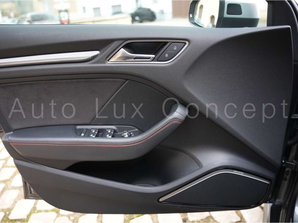 Audi RS3 - Imagem 13