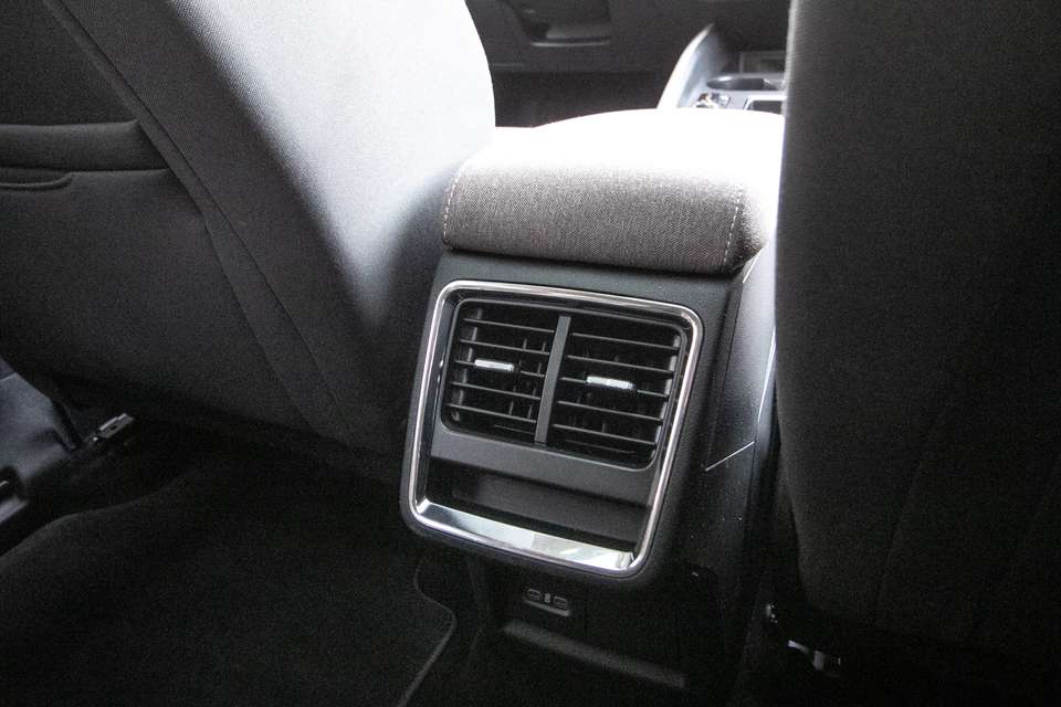 Skoda Enyaq - Imagem 12