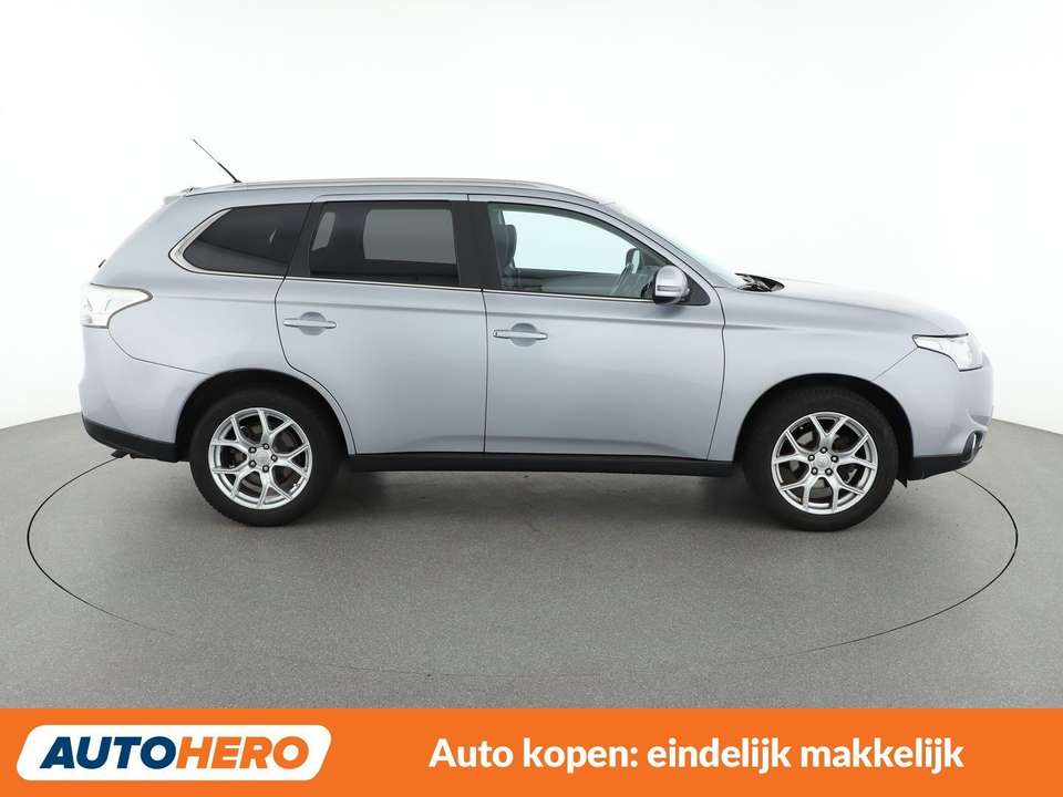 Mitsubishi Outlander - Imagem 7