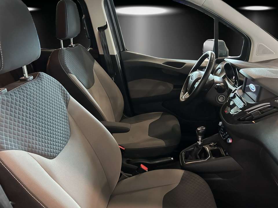 Ford Tourneo Courier - Imagem 8