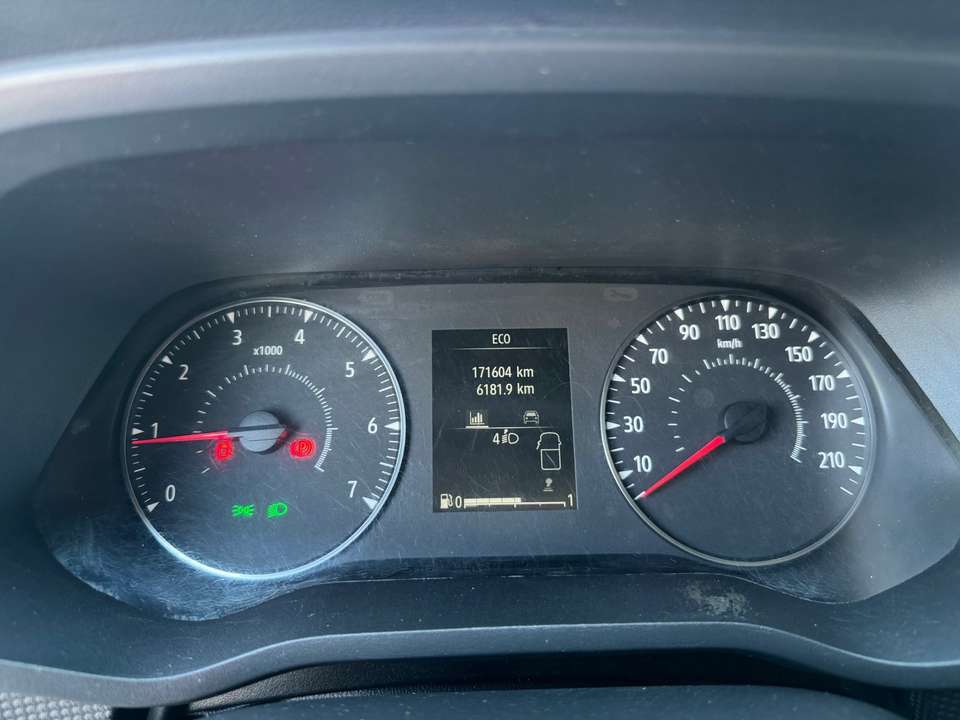 Nissan Primastar - Imagem 11