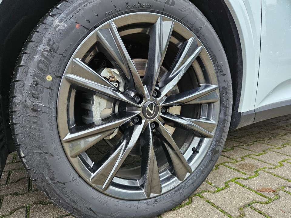 Lexus RX 450h - Imagem 5